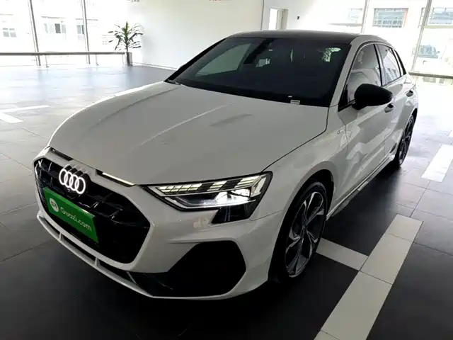 Audi A3 Sportback 35TFSI, Sprint, Премиум