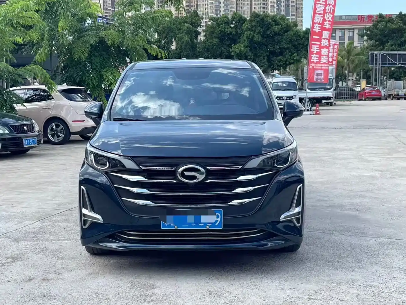 GAC Trumpchi Trumpchi M6 2019 270T Automatic Luxury (7-seater) China V фото 2