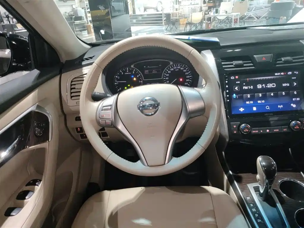 Фото 3 - Nissan Teana