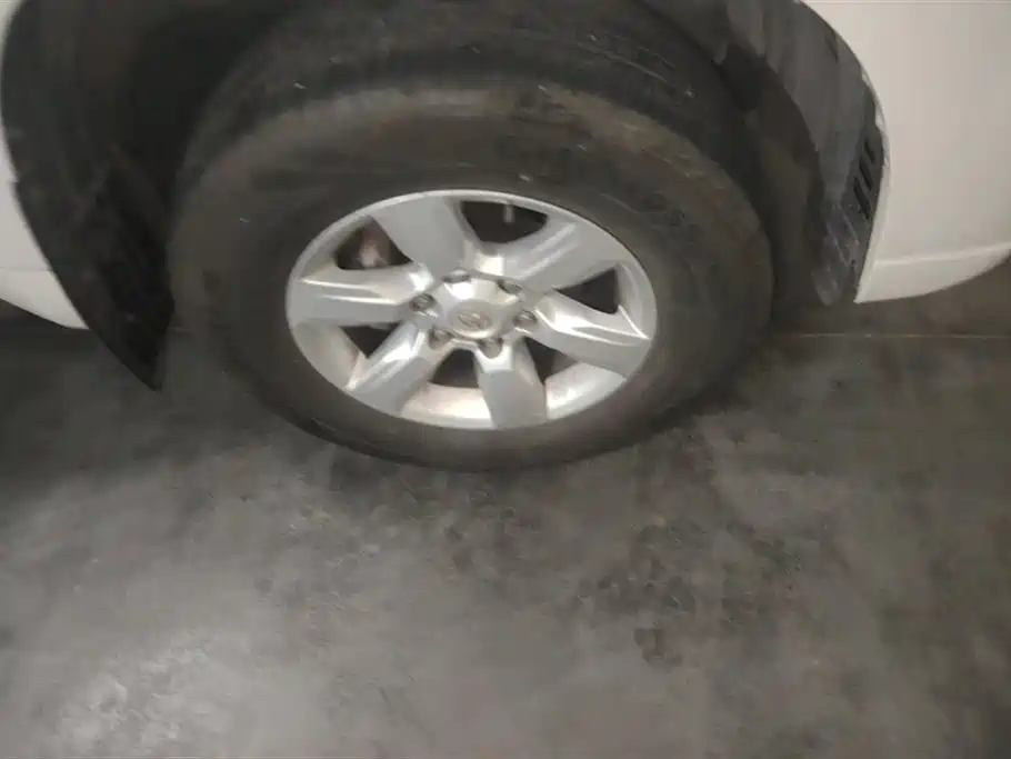 Toyota Prado 2016 2.7L Auto Standard Edition фото 6