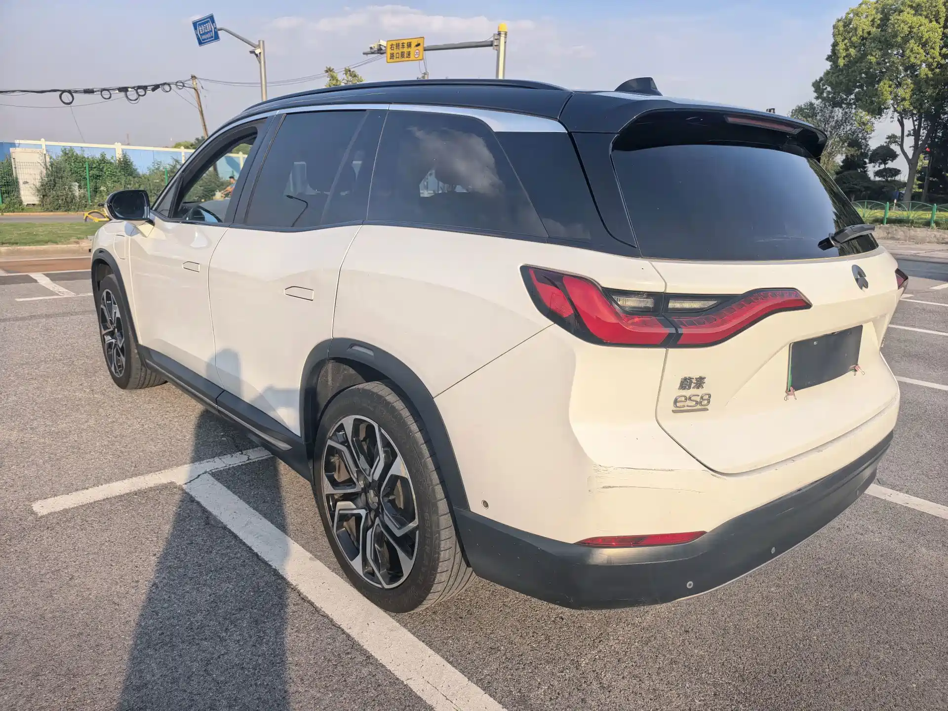 Фото 8 - NIO ES8