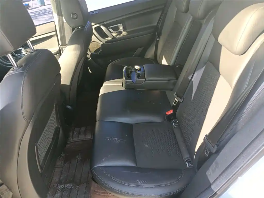 Land Rover Discovery Sport 2019 240PS PURE Edition China VI фото 17