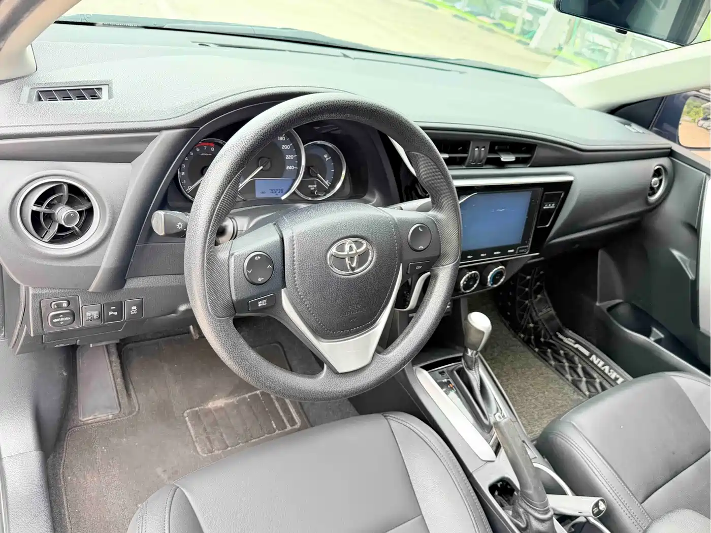 Photo 11 - Toyota Levin