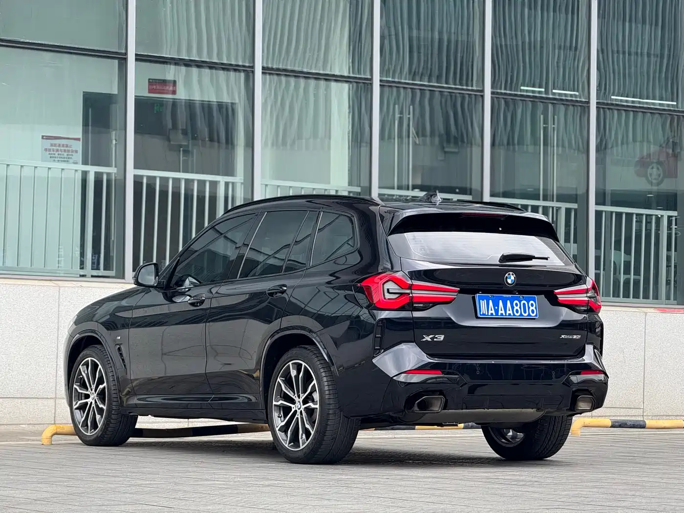 BMW X3 2022 xDrive30i Leading M Night Package фото 4