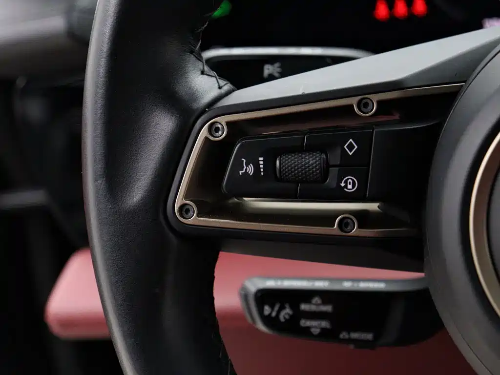 Porsche Taycan 2021 2020 Taycan