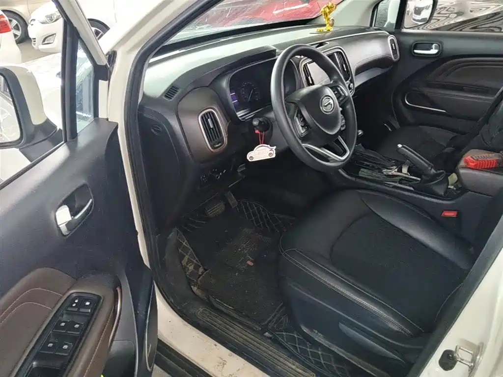 GAC Trumpchi Trumpchi GS3 2017 150N Automatic Elite фото 16