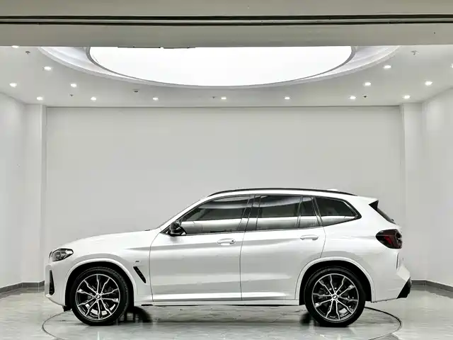 BMW X3 2023 Facelift xDrive30i Leading M Night Package — фото 5