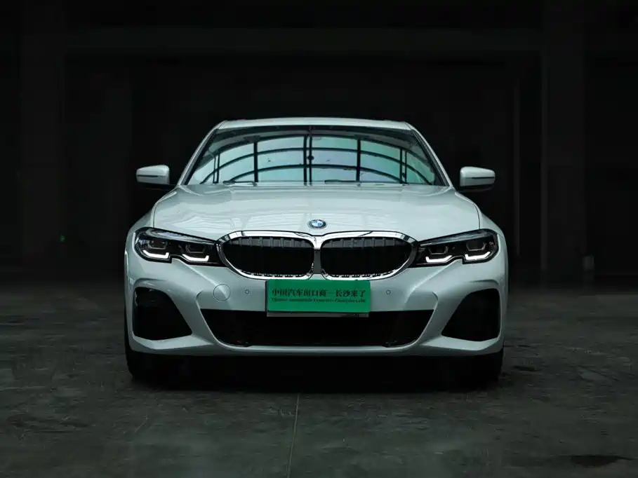 BMW 3 Series 2022 320Li M Sport Package фото 2