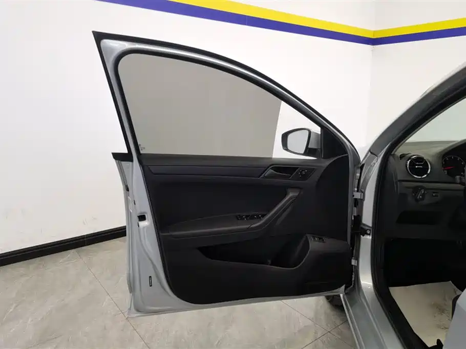 Volkswagen Jetta 2019 Dream Edition 1.5L Auto Fashion фото 7