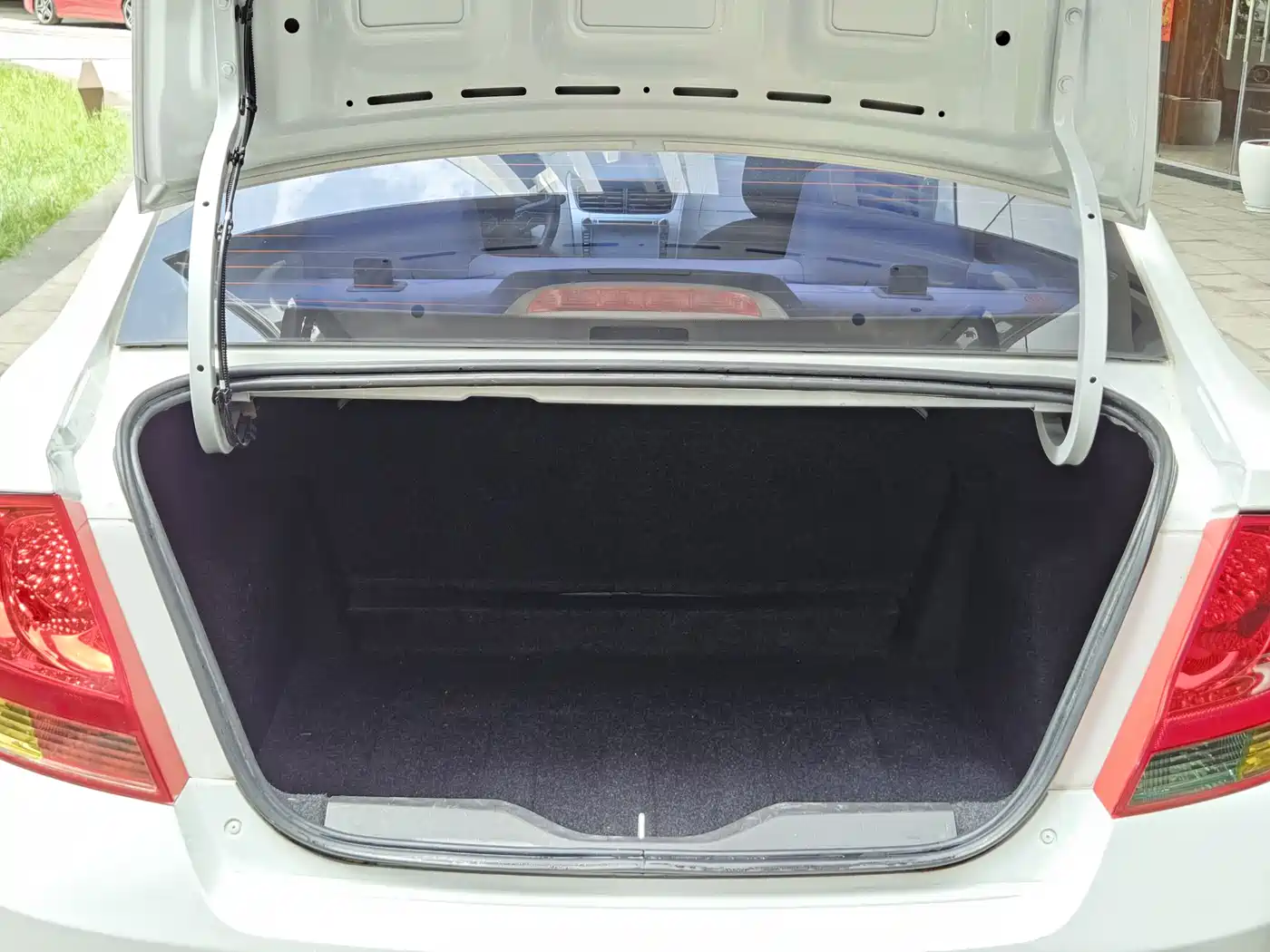Chevrolet Sail 2013 Sedan 1.2L AMT Ideal Edition фото 16