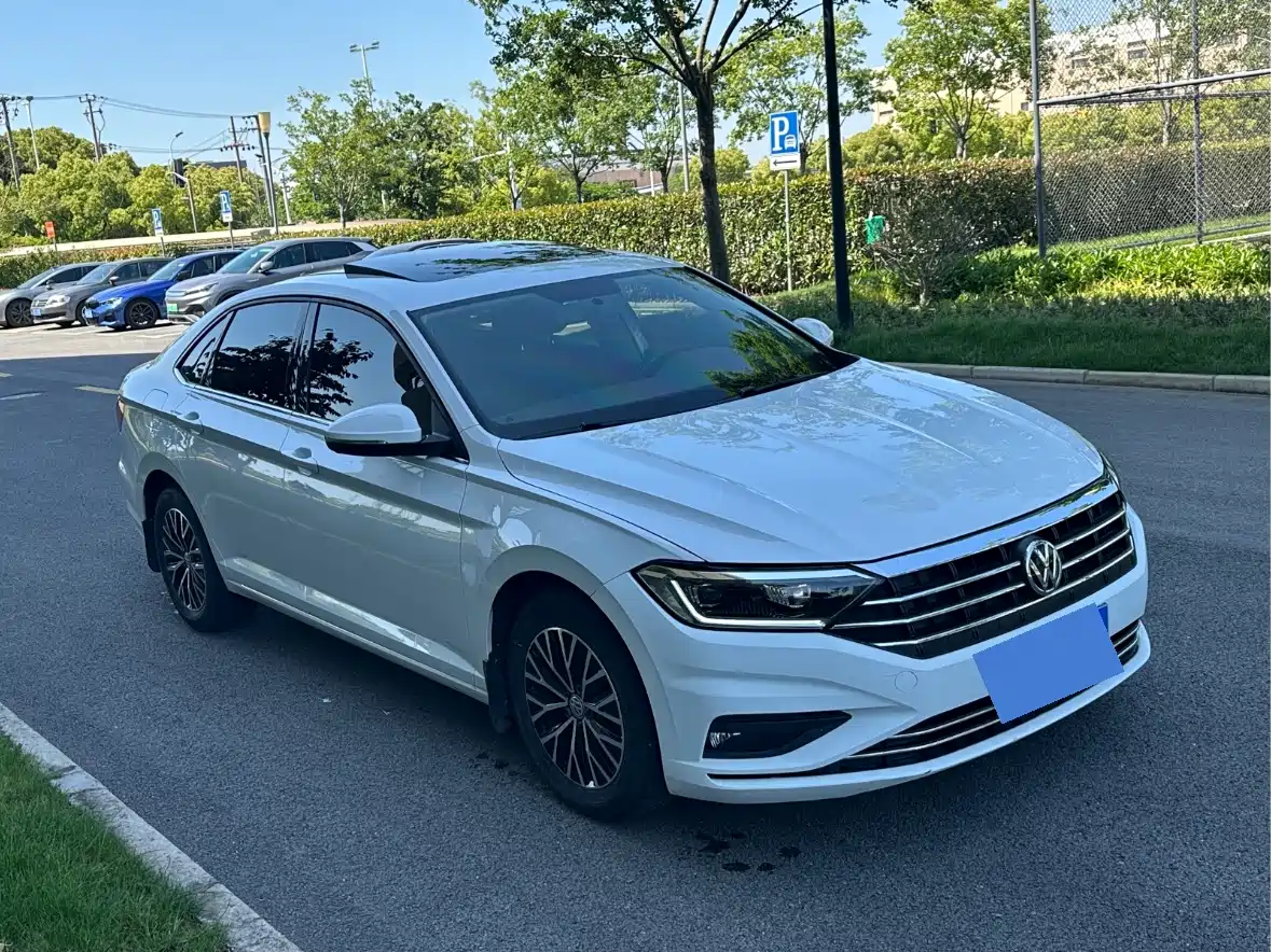 Volkswagen Sagitar 2019 200TSI DSG Comfort Edition China VI фото 3