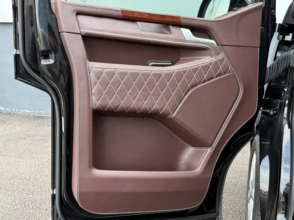 Volkswagen Caravelle 2019 2019 2.0TSI 4WD Luxury 7-seater