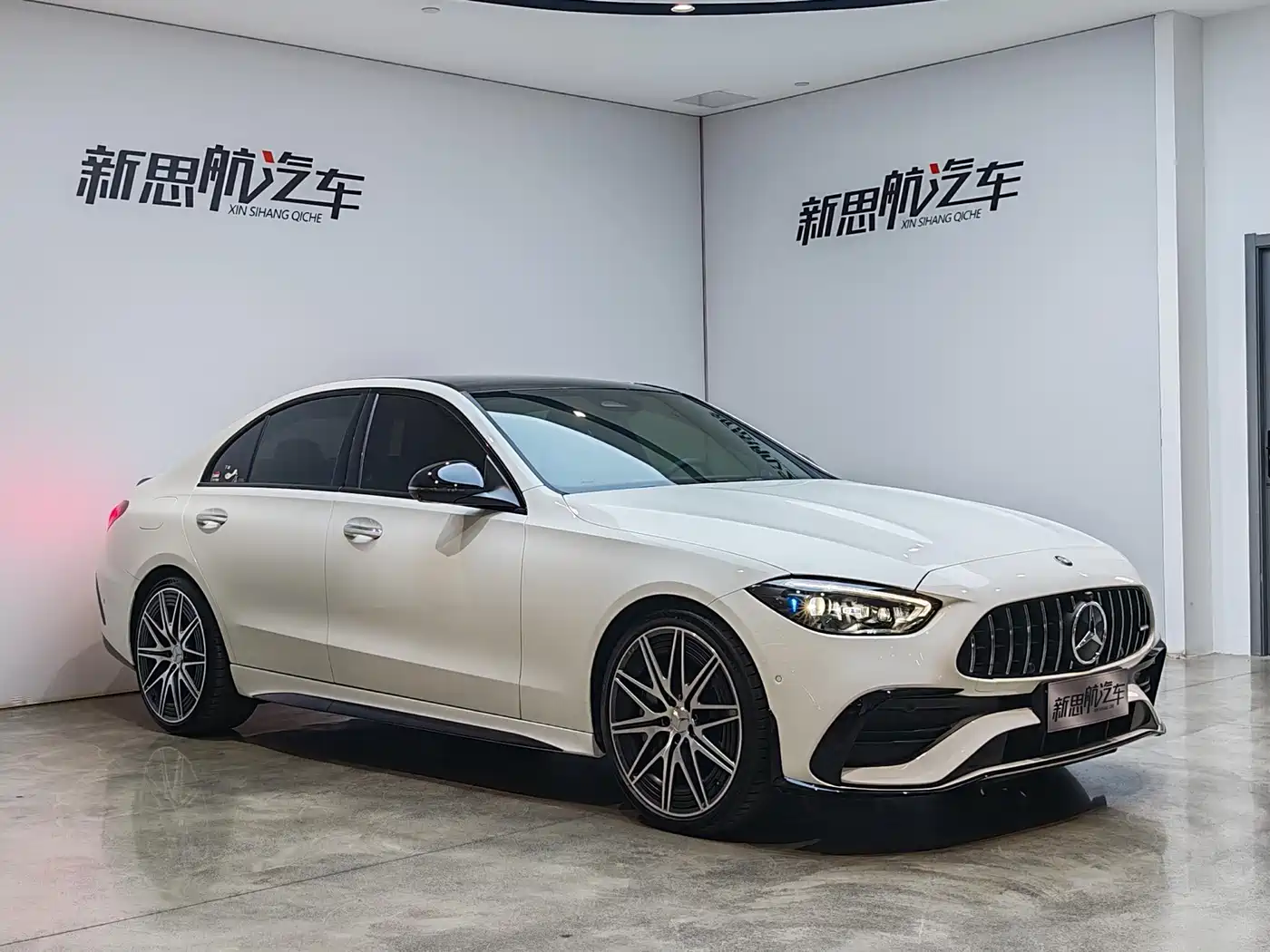 Mercedes-Benz C-Class AMG 2024 AMG C 43 4MATIC фото 5