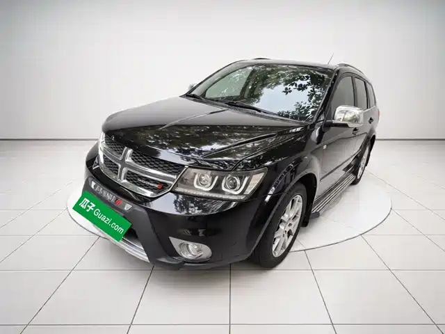  Dodge Journey 2013 Model 2.4L 2WD Premium Edition