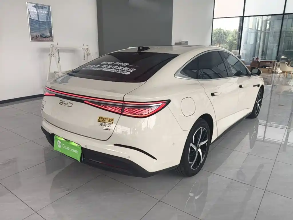 BYD Seal 07 DM-i 2025 2026 DM-i 1.5T 230km Flagship