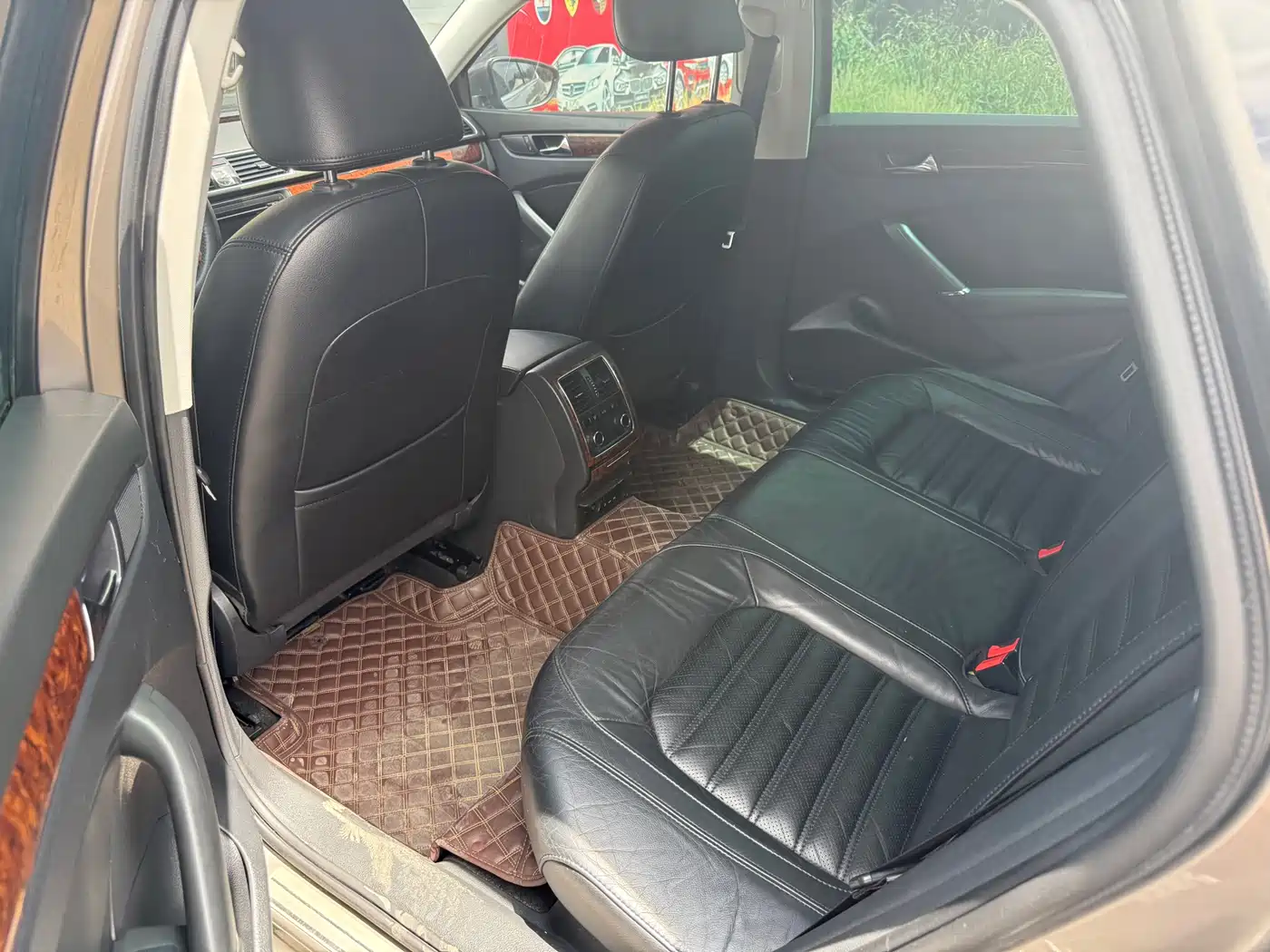 Volkswagen Passat 2011 1.8TSI DSG Honor Edition фото 5
