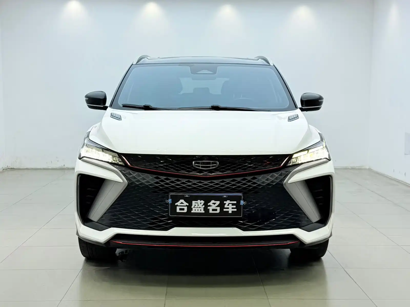Фото 2 - Geely Coolray