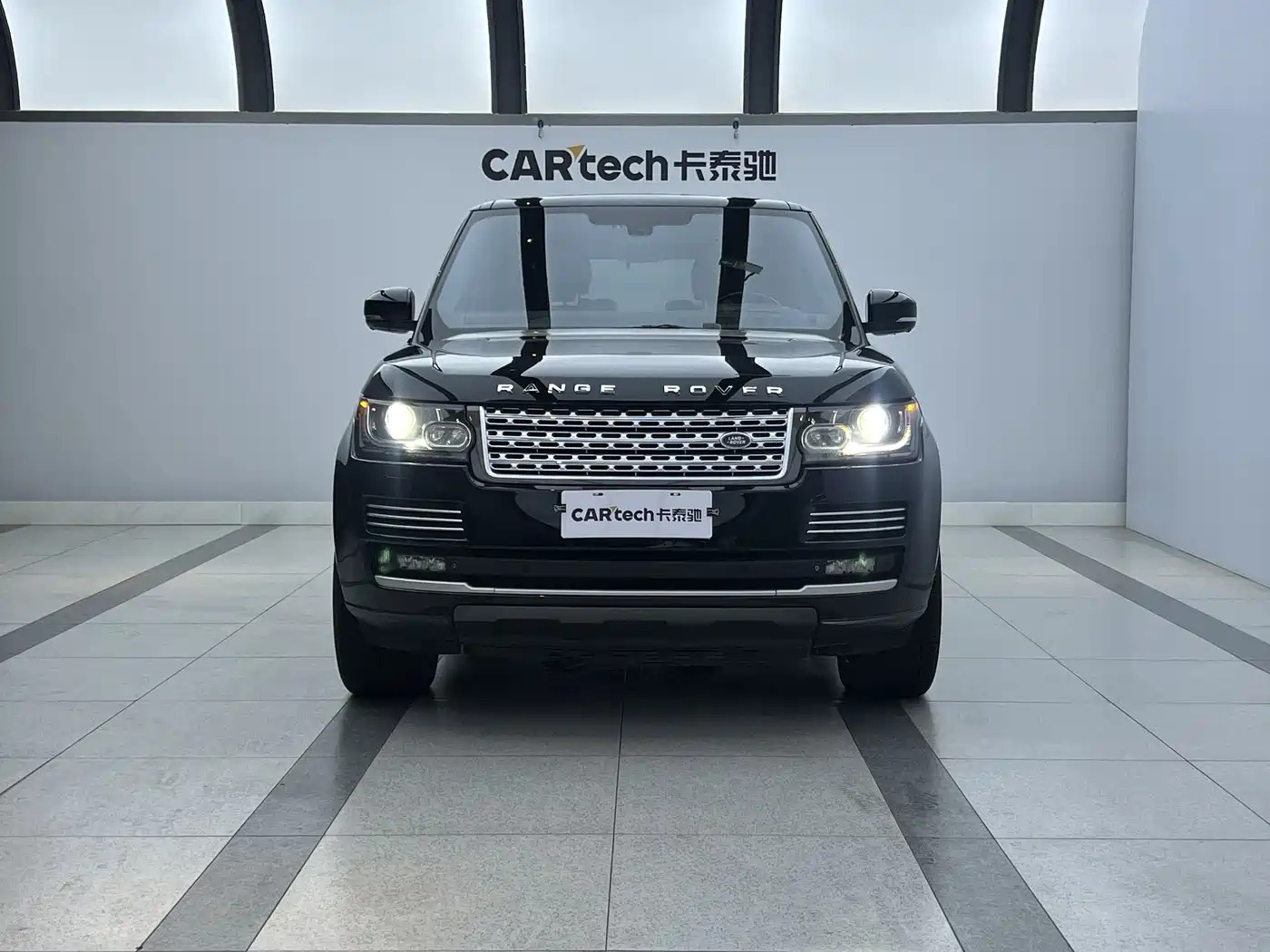 Land Rover Range Rover 2013 NA 5.0 V8 Vogue фото 2