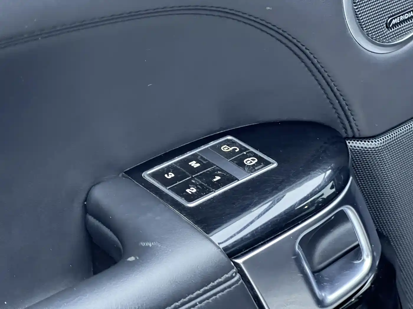 Land Rover Range Rover 2013 NA 5.0 V8 Vogue фото 4