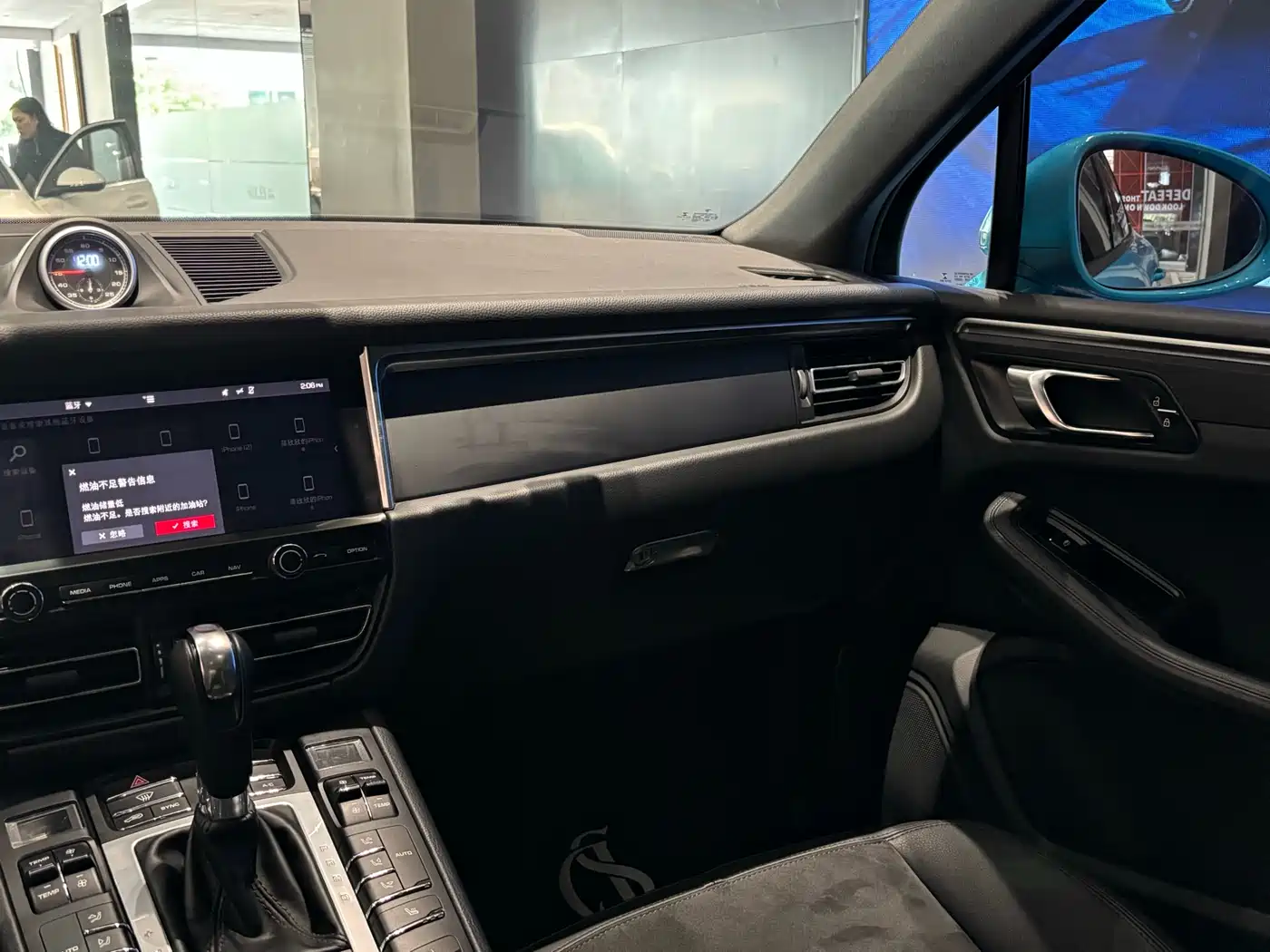 Porsche Macan 2018 Macan 2.0T фото 14