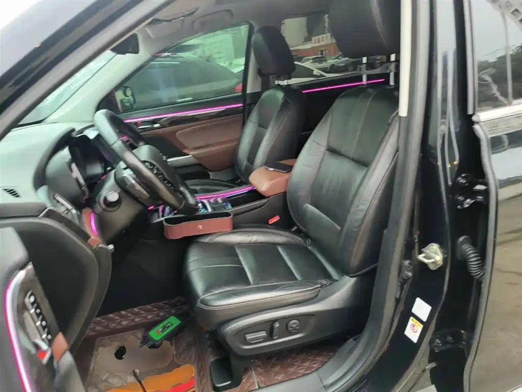 GAC Trumpchi Trumpchi GS8 2017 320T 2WD Luxury Smart Connect (7-seater) фото 15