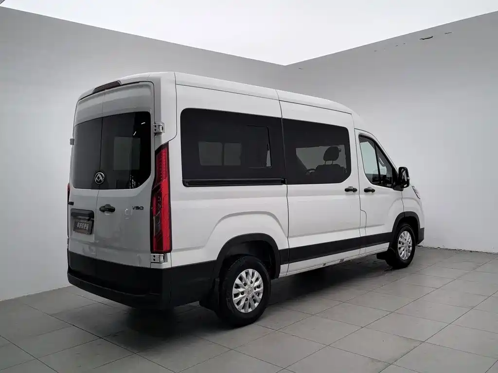 SAIC Maxus Xintu V90 2021 2020 2.0T Manual YunJie Edition FWD Single Rear Tire Long Wheelbase High Roof 7-seater