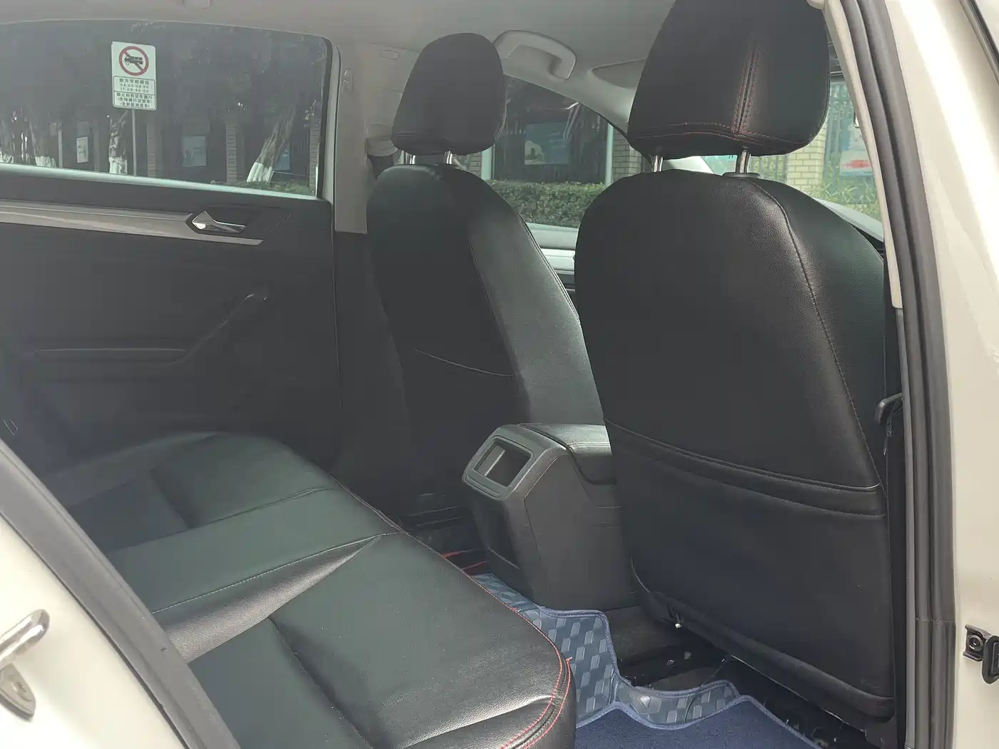 Volkswagen Lamando 2017 230TSI DSG Trend Edition фото 9