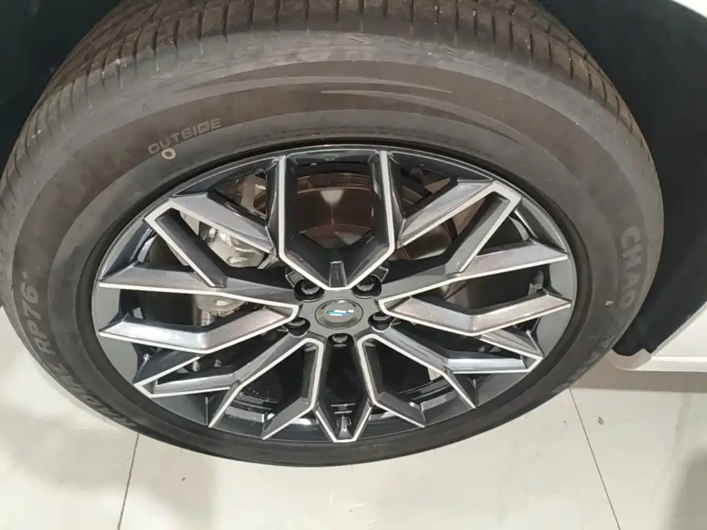 Changan Oshan Z6 2025 2023 Blue Whale 1.5T DCT Smart Leader Urban Edition