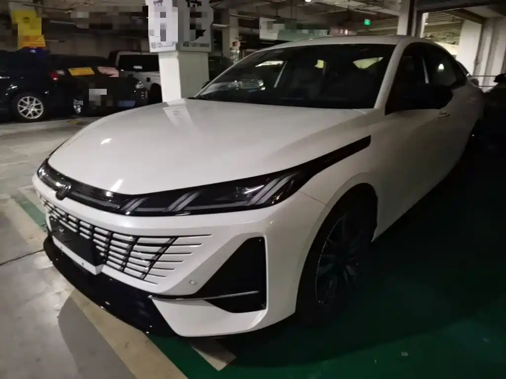 Changan Eado 2025 2025 Model Year Facelift 1.5T 500Bar Premium Edition