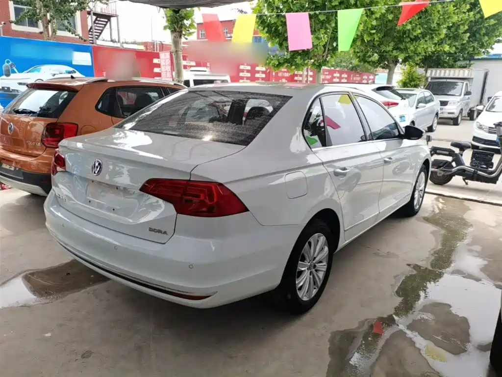 Volkswagen Bora 2018 1.5L Automatic Comfort фото 7