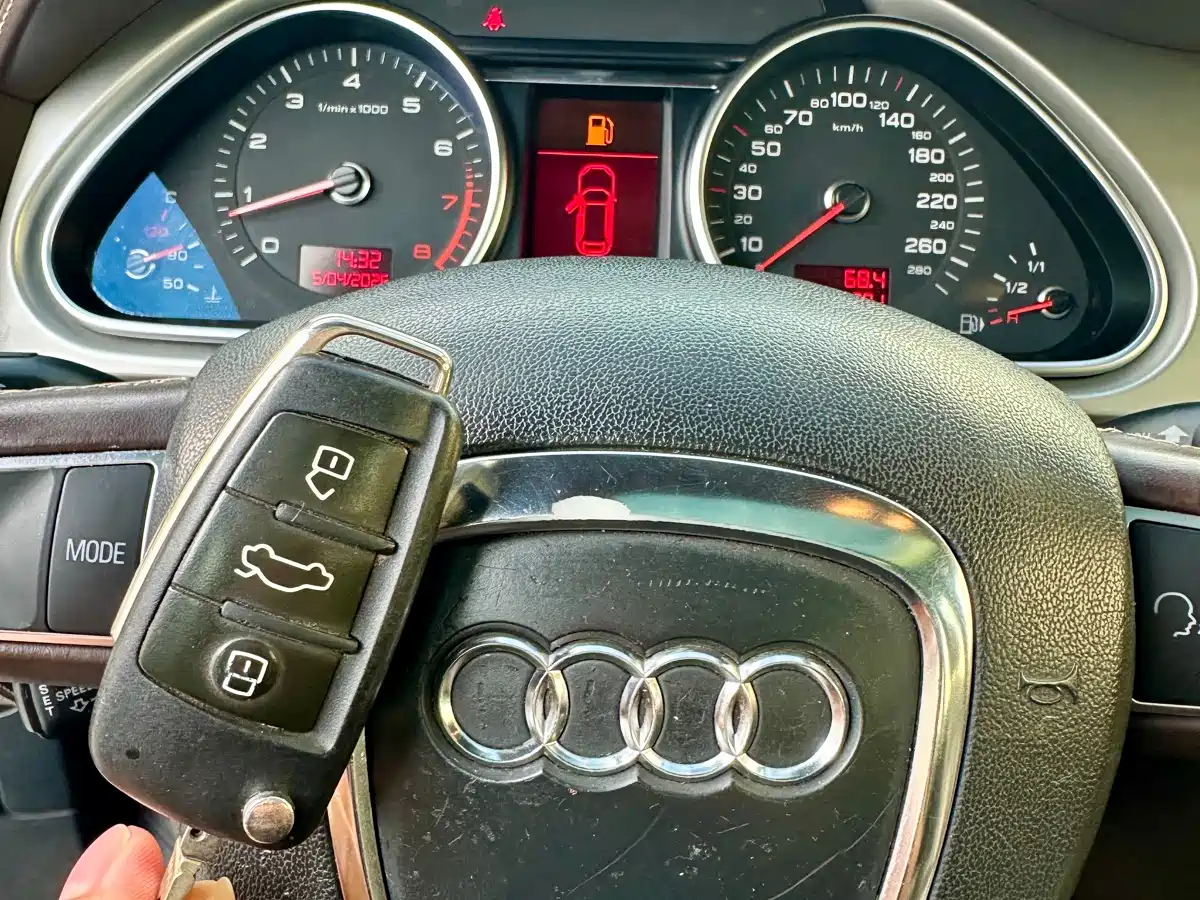 Audi Q7 2011 3.0 TFSI Exclusive (200kW) фото 27