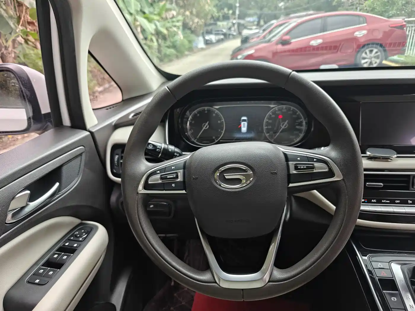 GAC Trumpchi Trumpchi M6 2019 270T Automatic Elite (7-seater) China V фото 12