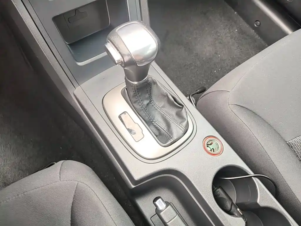 Roewe 350 2016 2015 Model 1.5L Automatic Luxury Sunroof Edition
