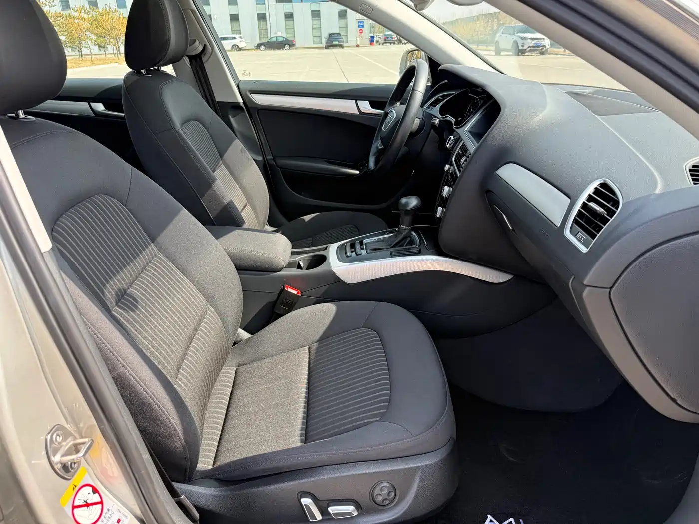Audi A4L 2016 30 TFSI Collector's Edition Automatic Comfort фото 31