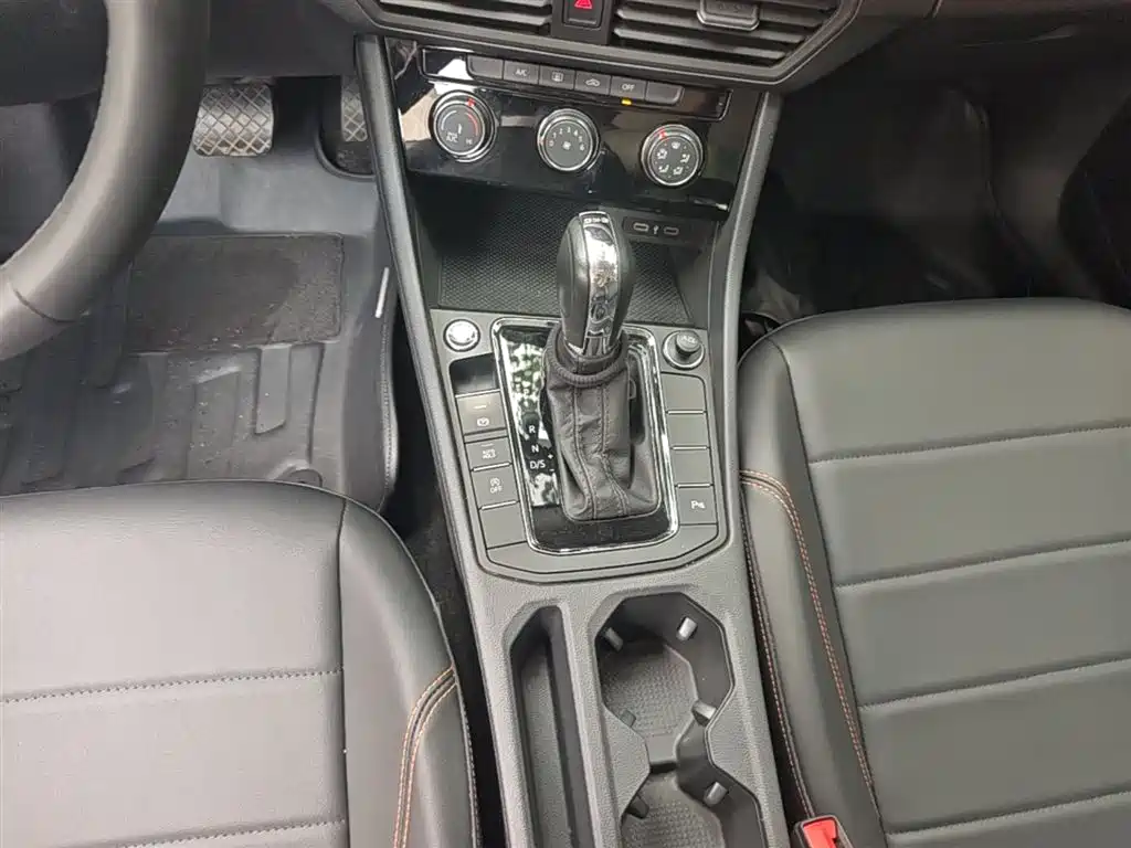 Volkswagen Bora 2023 200TSI DSG Smart Edition фото 14