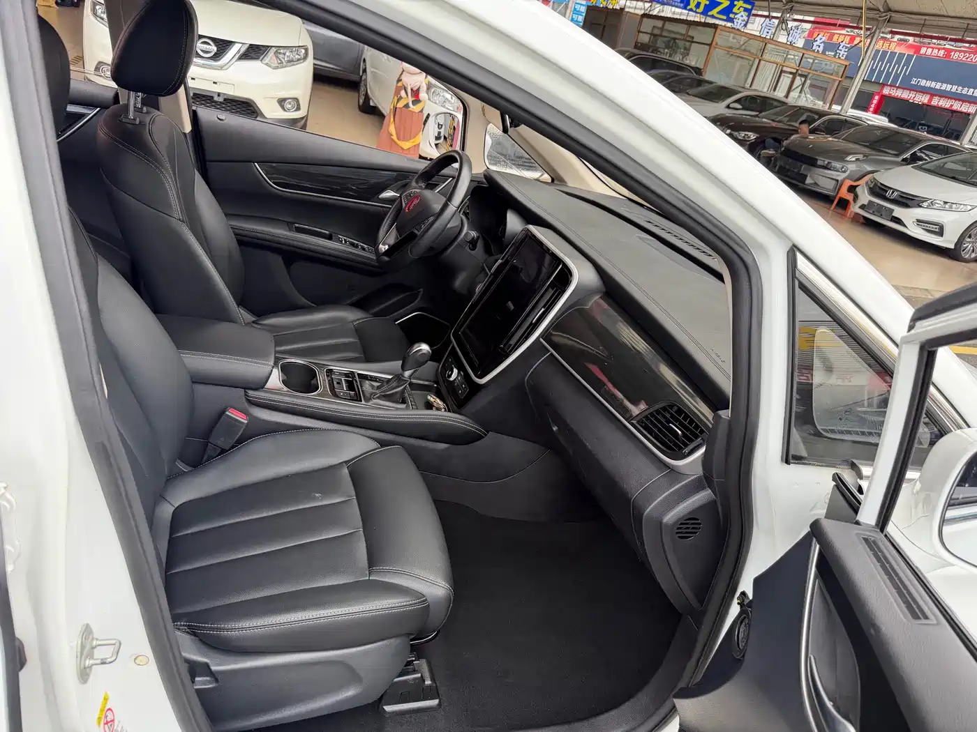 BYD Song MAX 2017 1.5T Auto Smart Elite 7-Seater фото 15