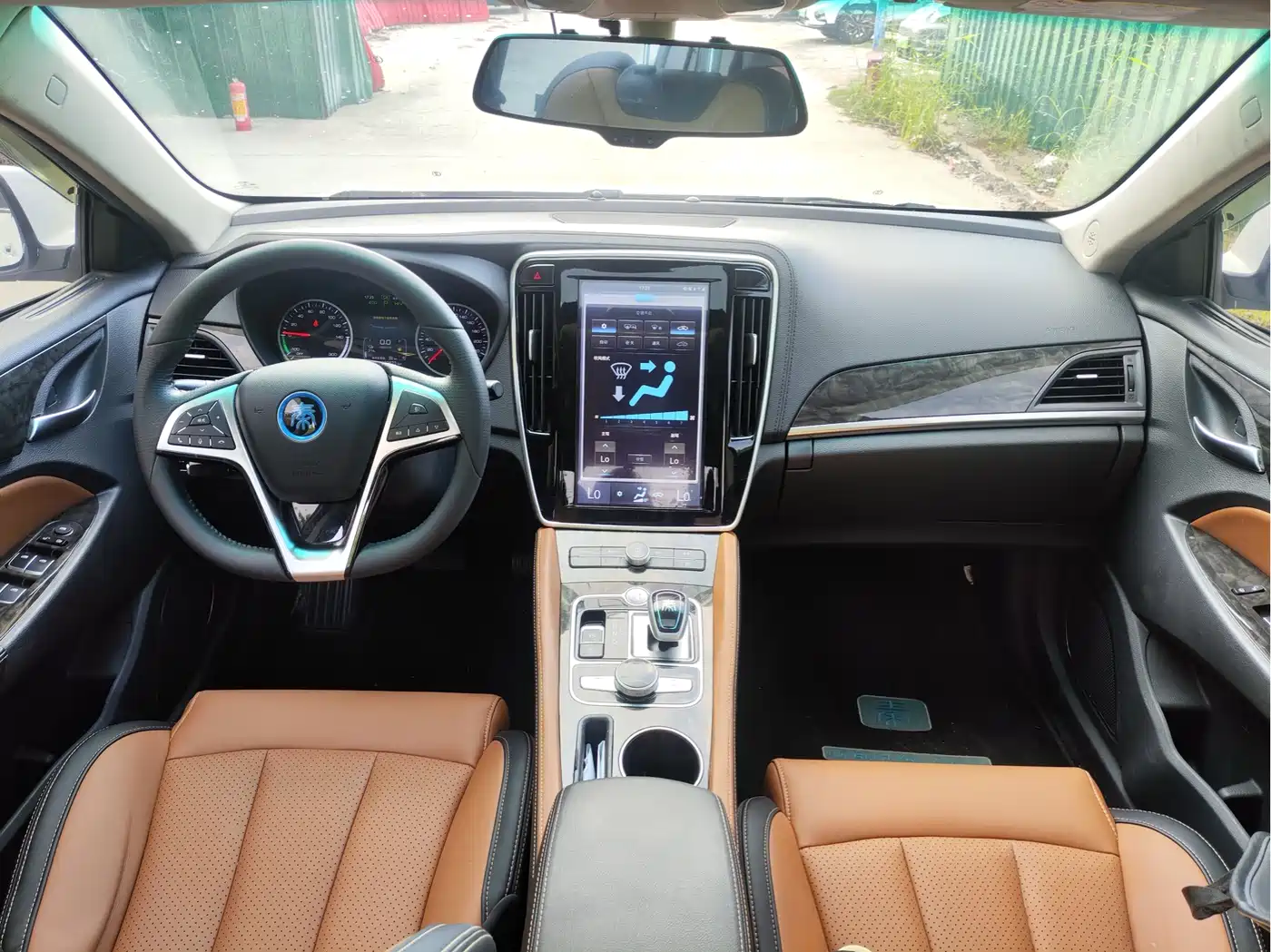 BYD Qin New Energy 2017 1.5T Premium Model фото 7