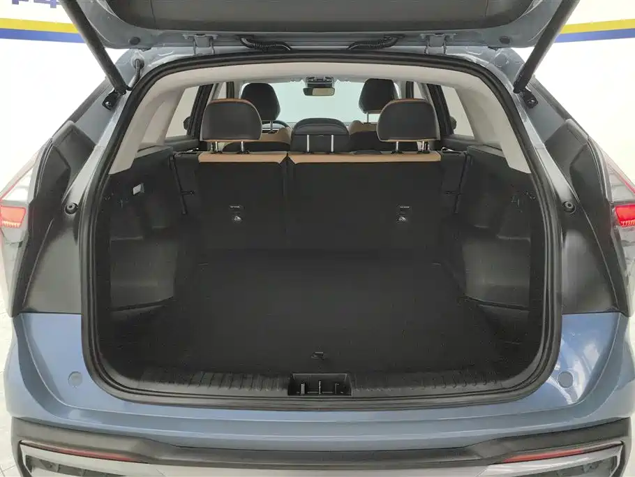 GEELY AUTOMOBILE BOYUE L