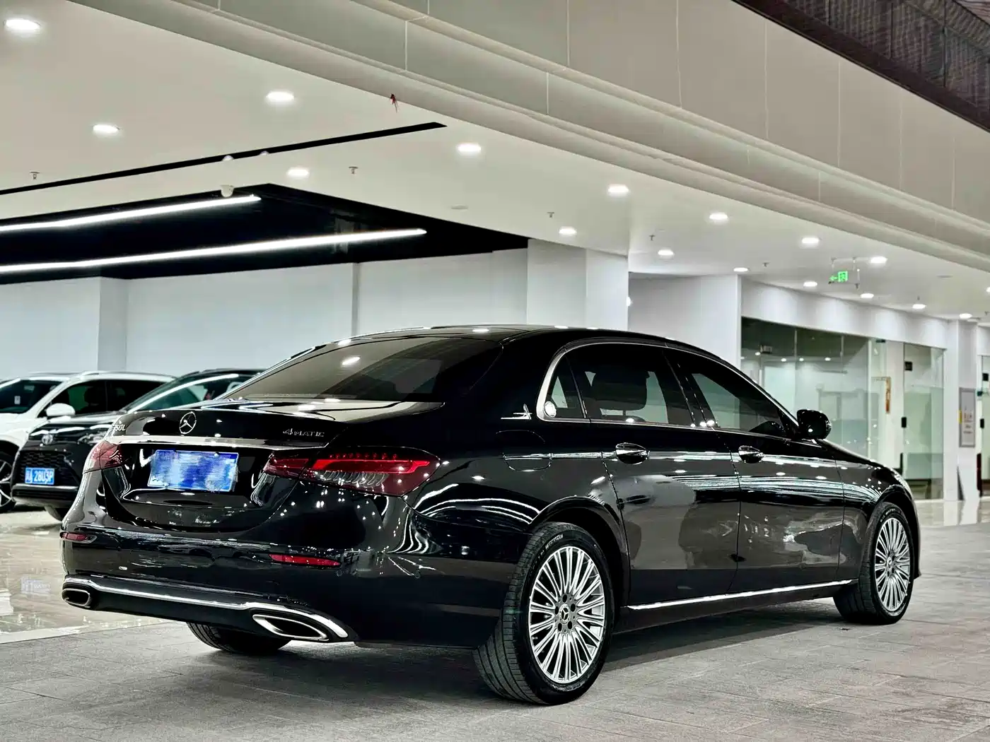 Mercedes-Benz E-Class 2021 E 300 L Fashion фото 6