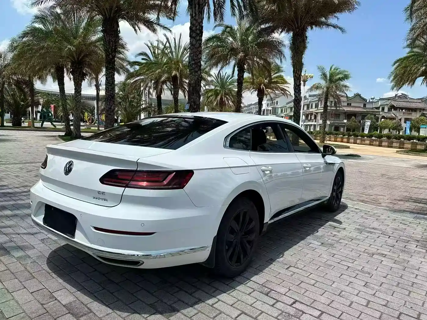 Volkswagen FAW-Volkswagen CC 2020 330TSI Elegance Version China VI фото 4