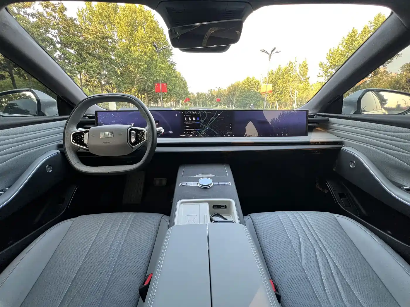 Geely Galaxy Galaxy E8 2024 2024 665km RWD Starship Voyager Edition