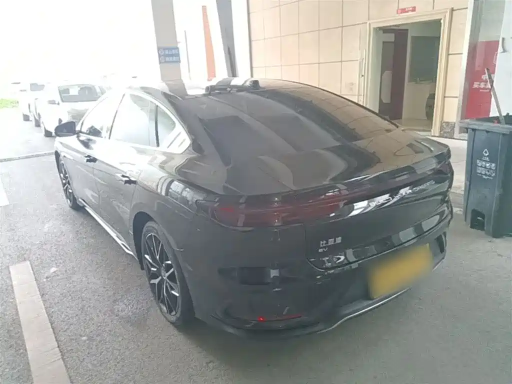 BYD Han 2024 EV Glory Edition 610KM AWD Celestial Eye Smart Driving фото 5