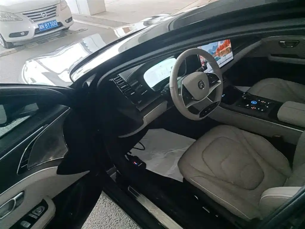 BYD Han 2024 EV Glory Edition 610KM AWD Celestial Eye Smart Driving фото 16