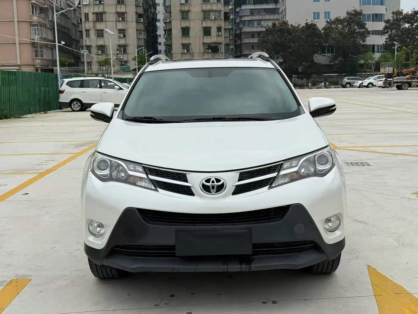 Toyota RAV4 Rongfang 2015 2.0L CVT 2WD Trend Edition фото 2