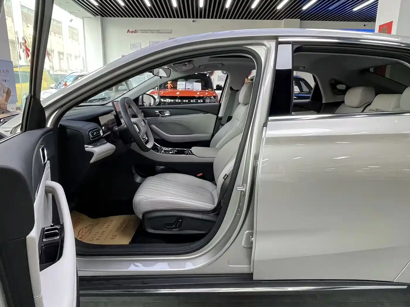 Geely Galaxy Galaxy Stellar 6 2025 2025 Base Version