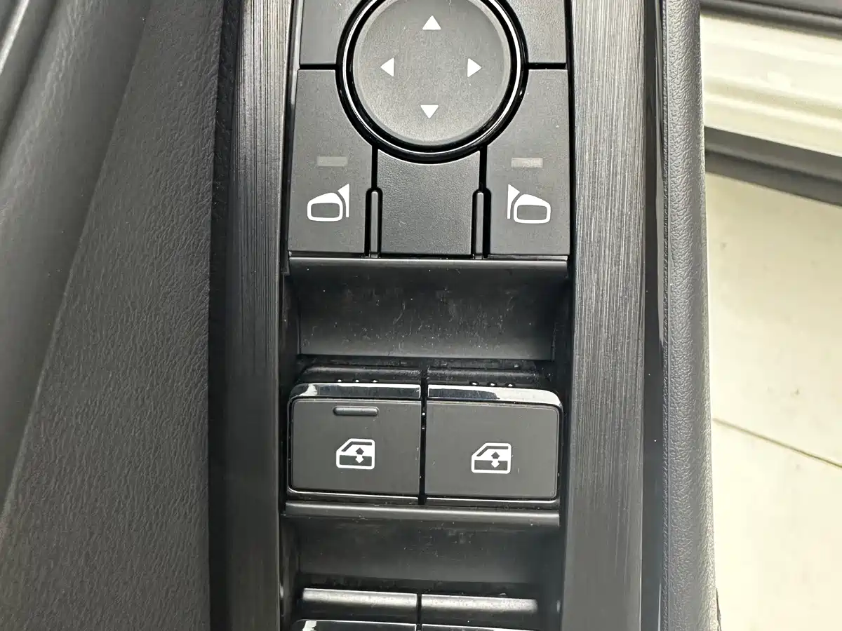 Nissan Qashqai, миниатюра 10