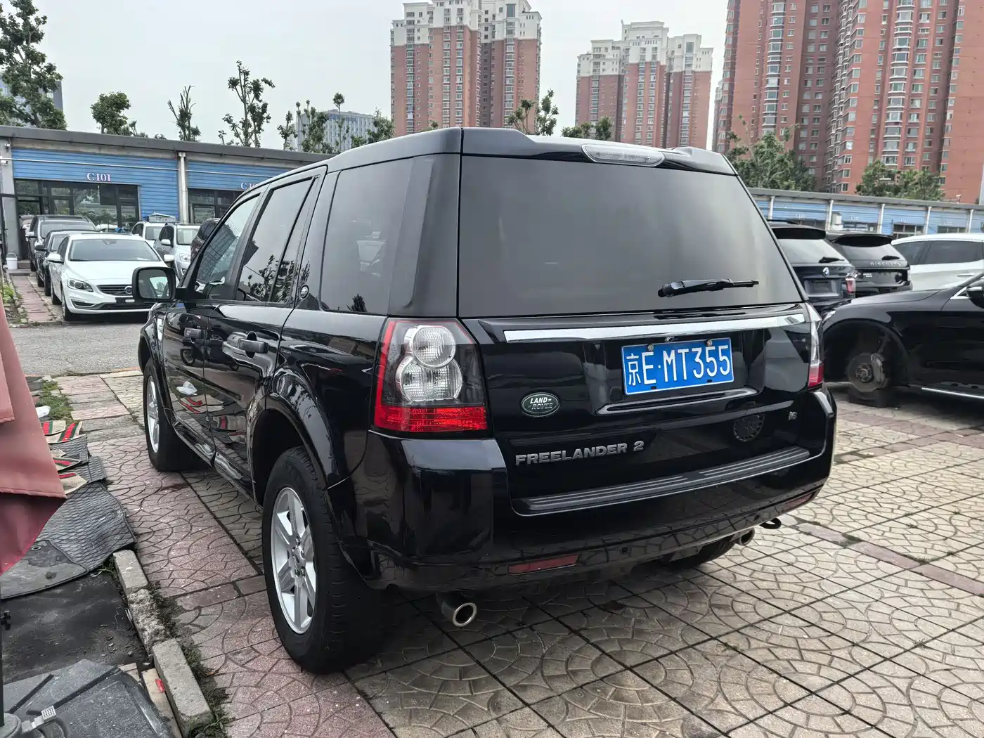 Land Rover Freelander 2 2011 3.2L i6 SE Petrol фото 4