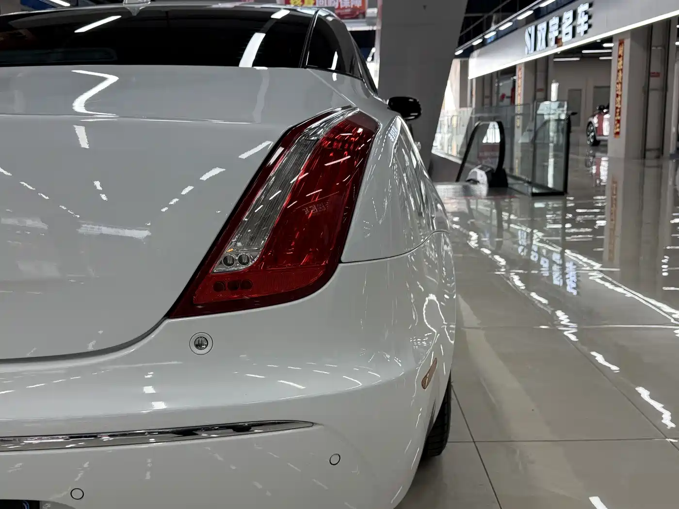 Jaguar XJ 2015 2015 XJL 3.0 SC AWD Panorama Business