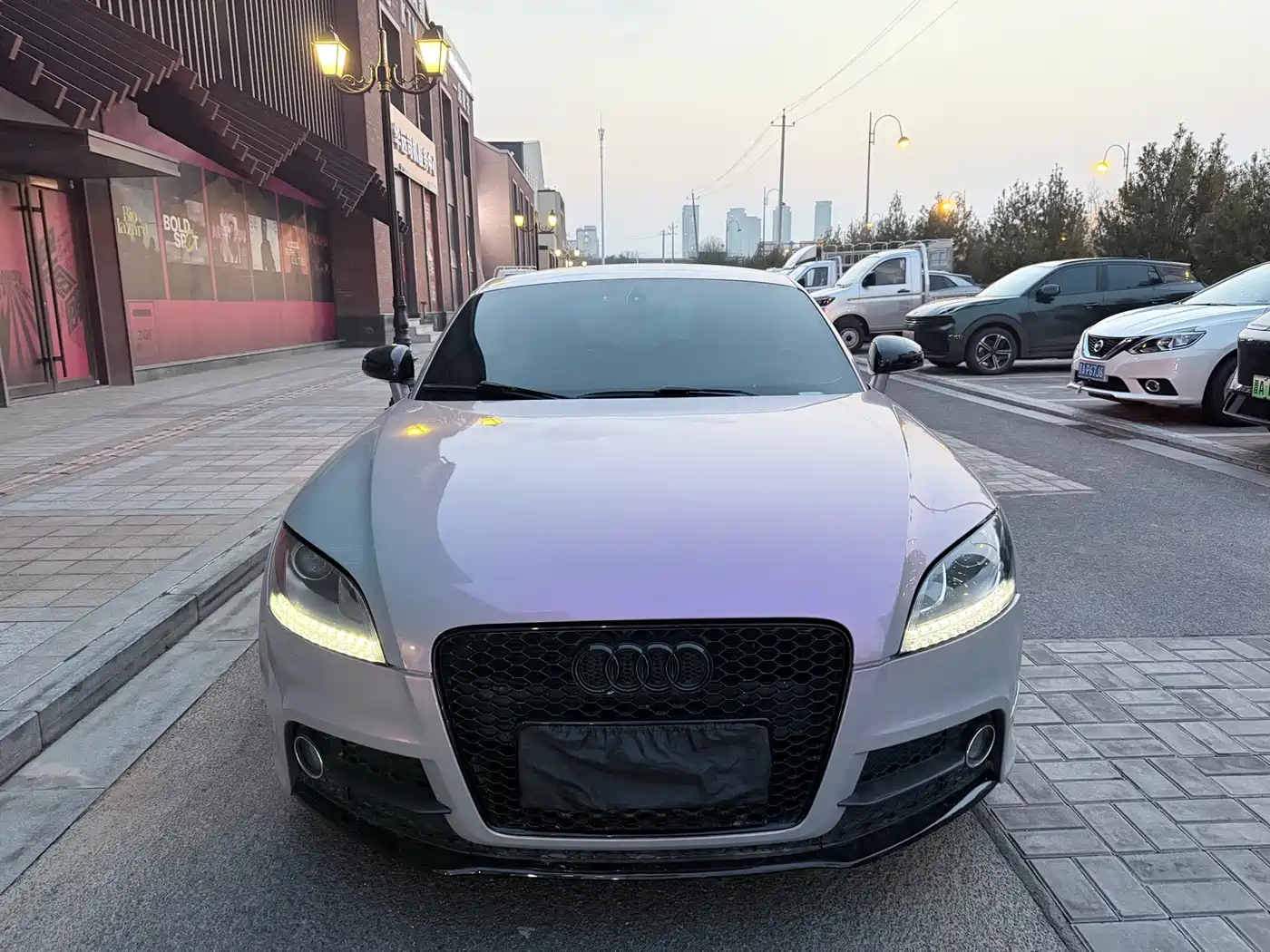 Фото 2 - Audi TT