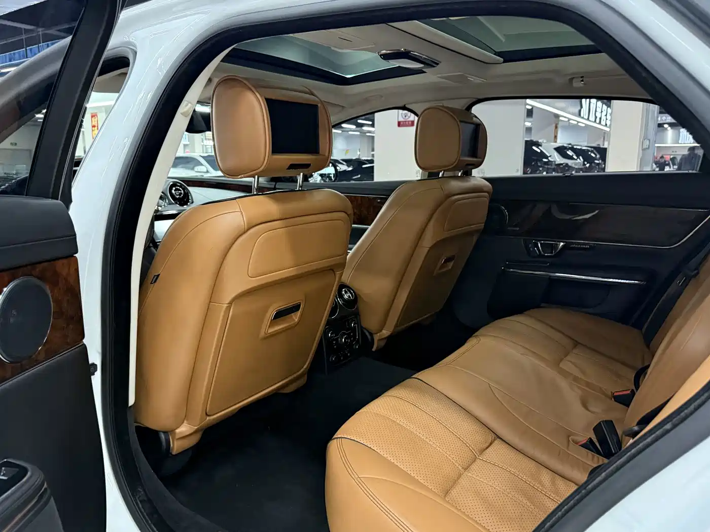 Jaguar XJ 2015 2015 XJL 3.0 SC AWD Panorama Business